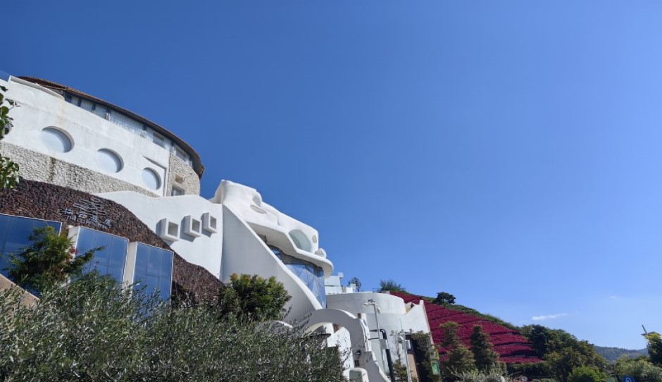 南通市工信局储育新调研市服装协会 共谋产业提质升级